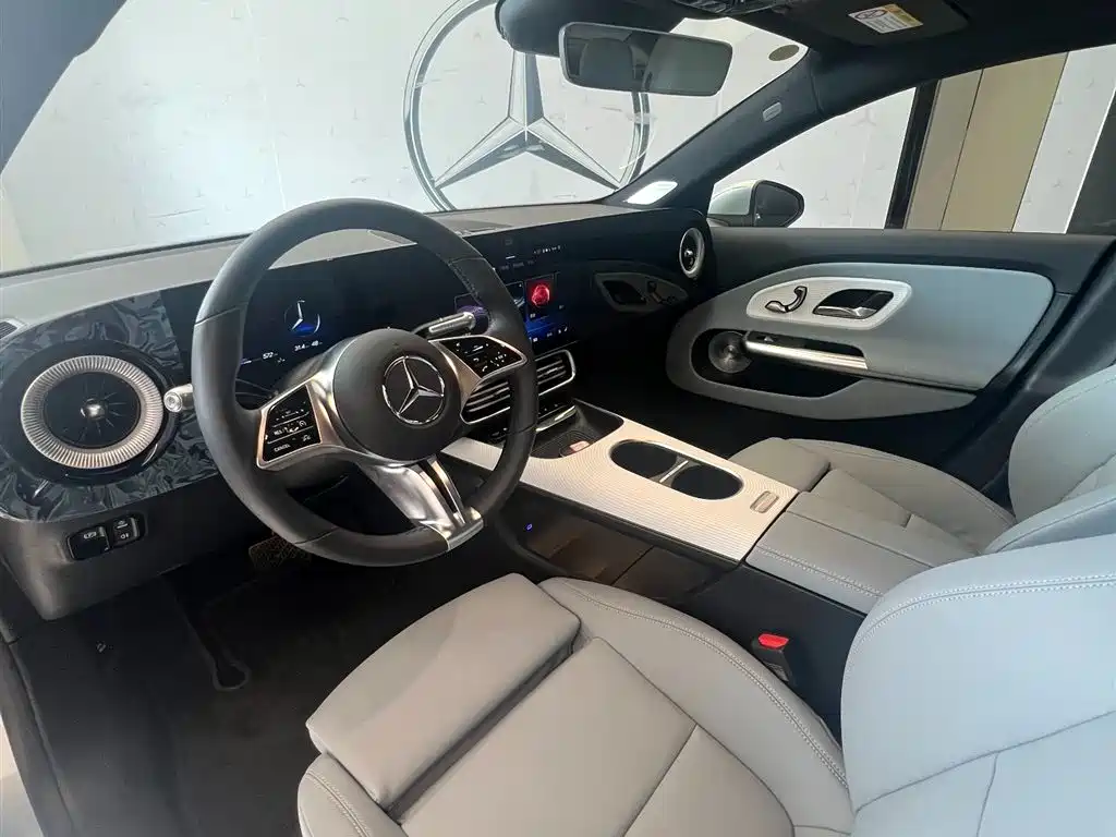 Mercedes-Benz CLA New Energy 2025 300L Dynamic Version фото 11