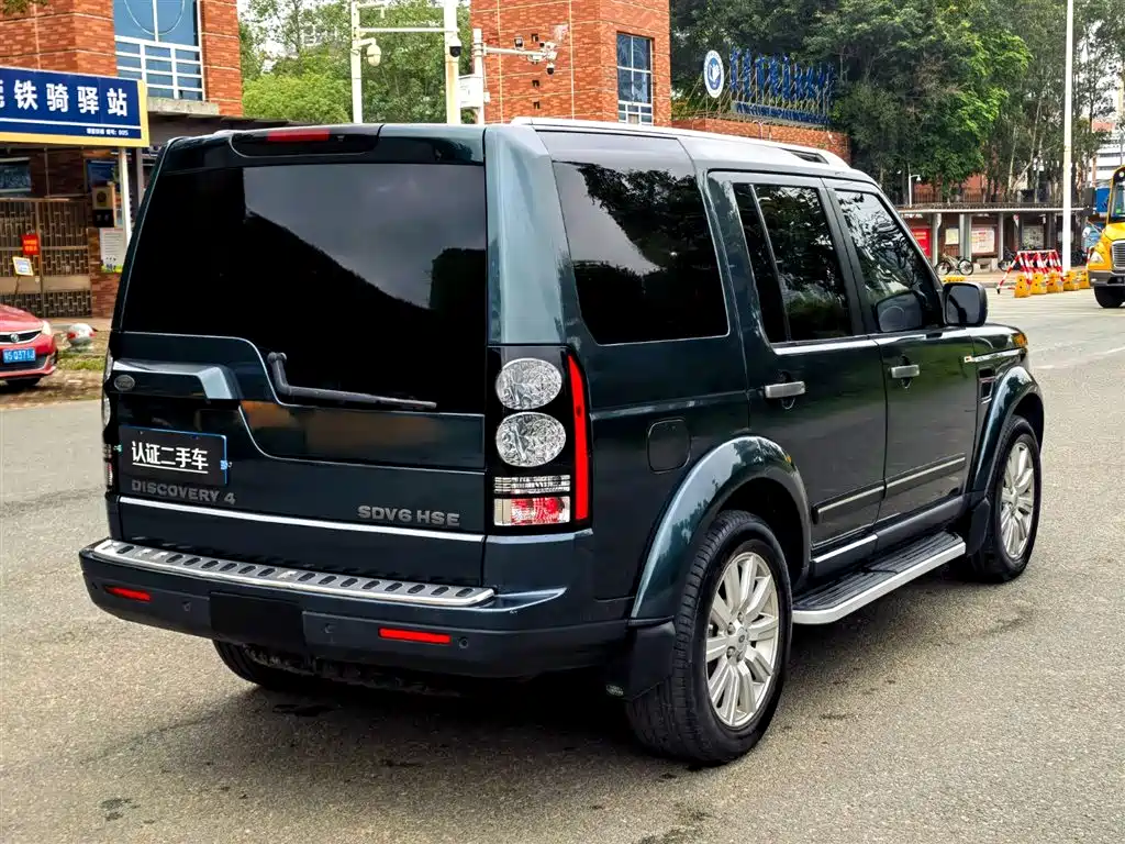 Land Rover Discovery 2012 3.0 SDV6 HSE Diesel фото 7