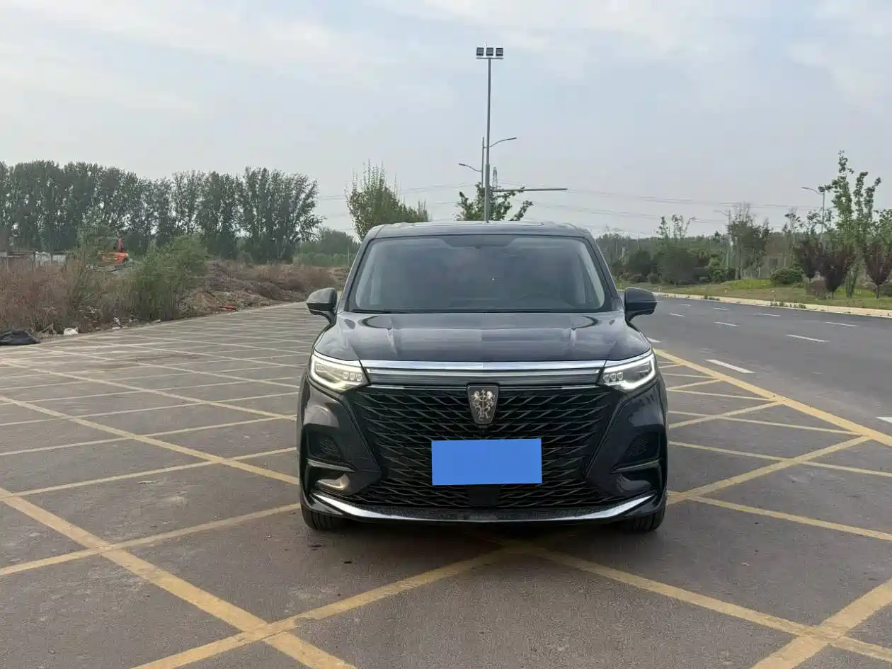 ROEWE IMAX8