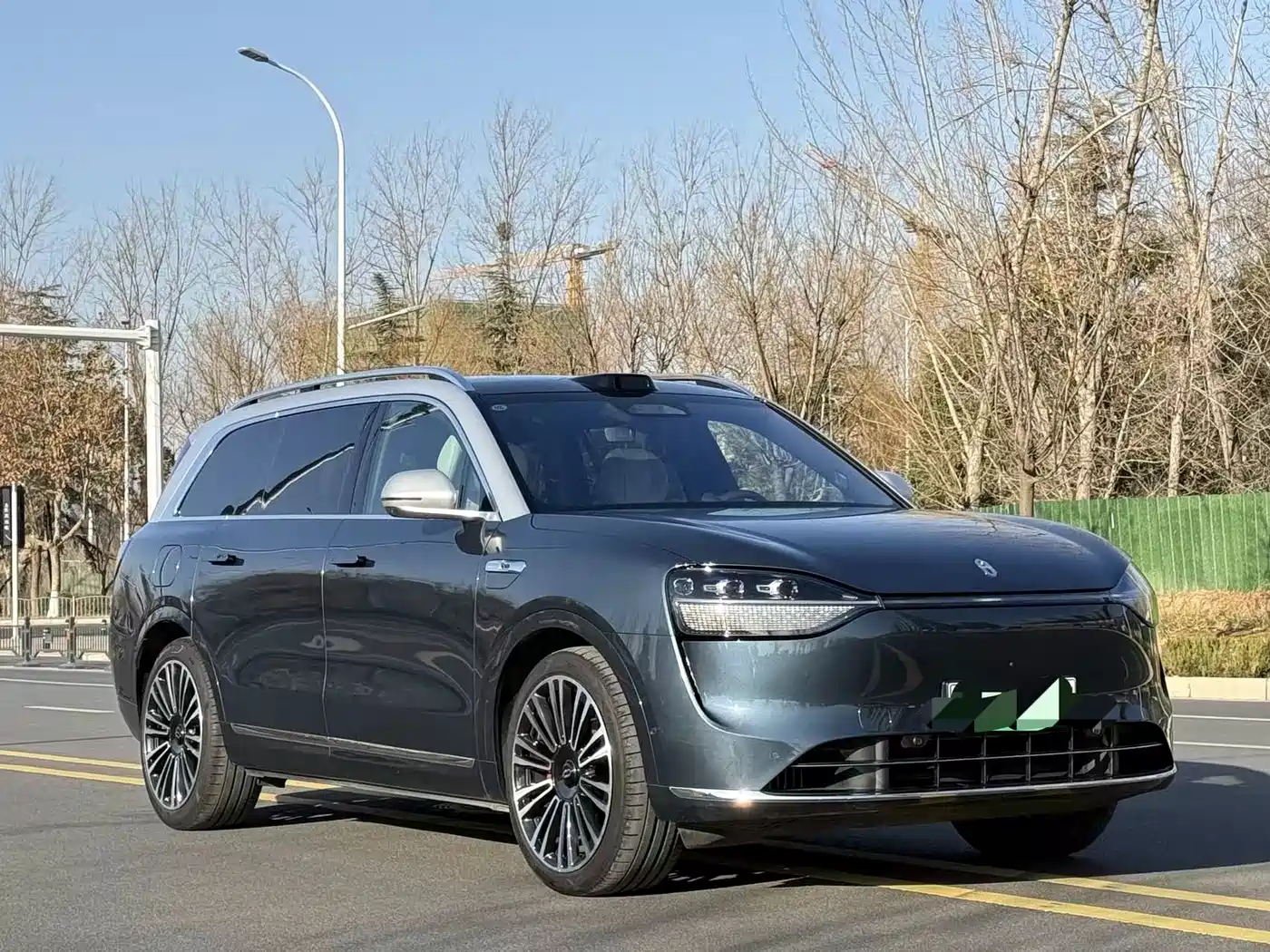 AITO Wenjie AITO M9 2024 Extended Range Ultra 42kWh 6-Seater фото 16