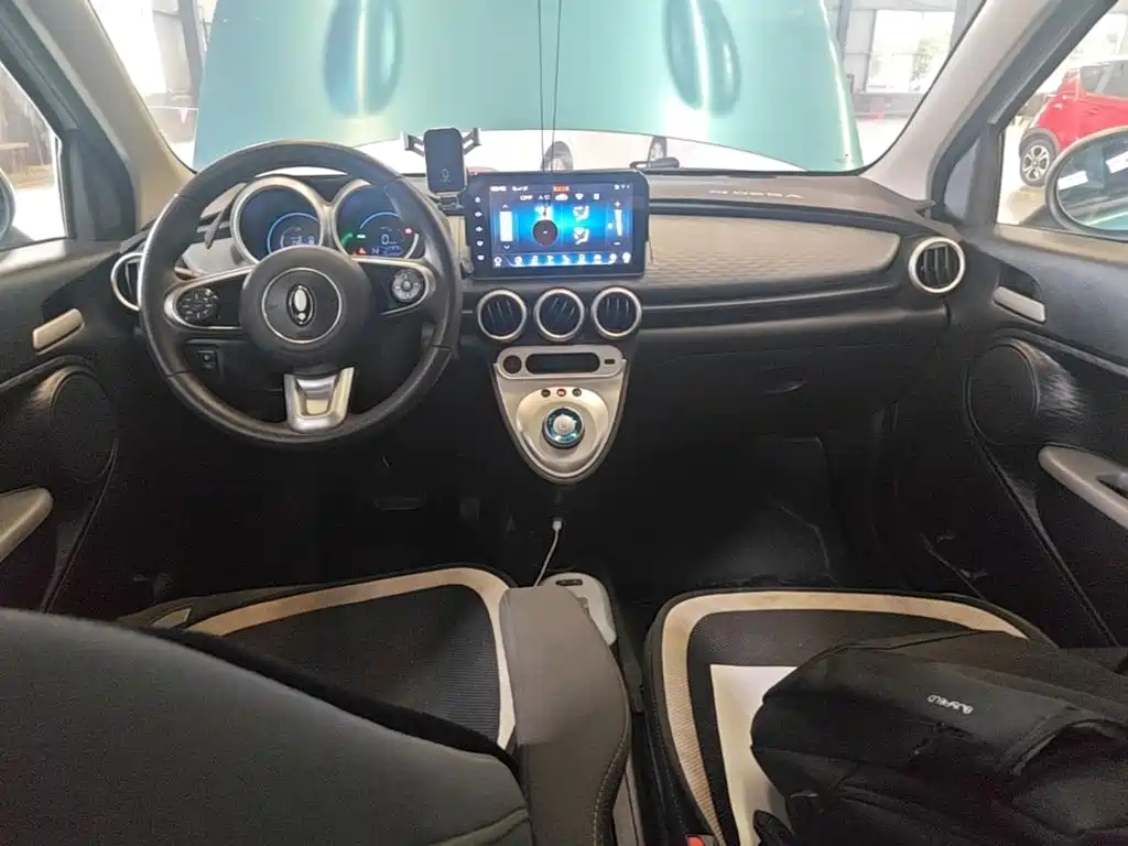 Ora Black Cat 2022 2022 351km Standard (NMC)