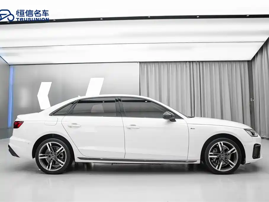 Audi A4L 2022 40 TFSI Luxury Dynamic фото 8