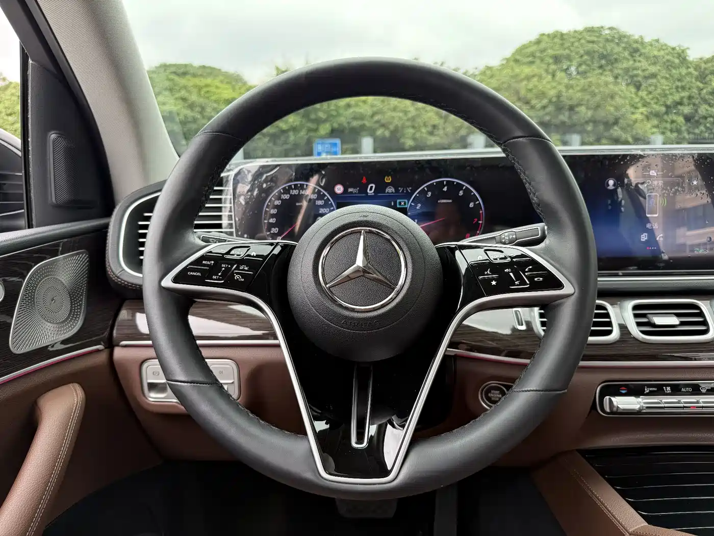 Mercedes-Benz GLE 2024 Facelift GLE 350 4MATIC Fashion фото 10
