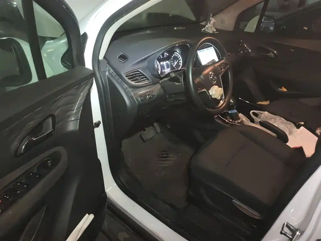 Buick Encore 2016 18T Automatic 2WD Urban Leading фото 12