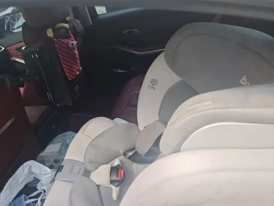 BMW i3 2025 eDrive 40 L Shadow Night Sport Package фото 11