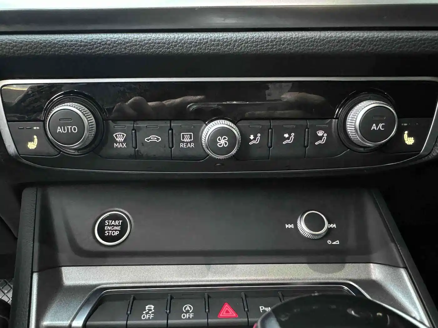 Audi Q3 2022 35 TFSI Fashion Dynamic фото 14