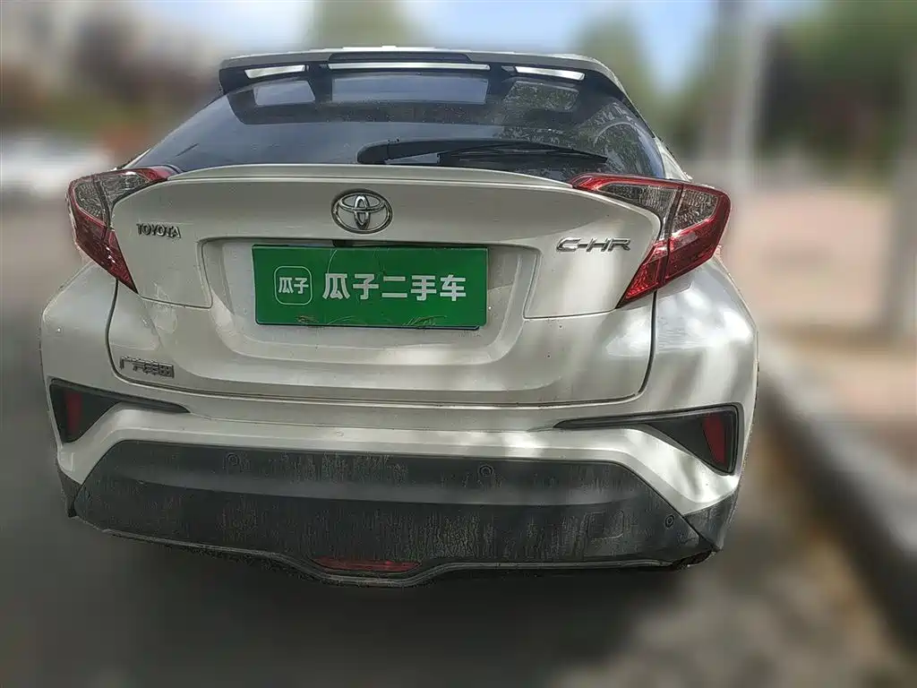 Toyota C-HR 2020 Model 2.0L Leading фото 3