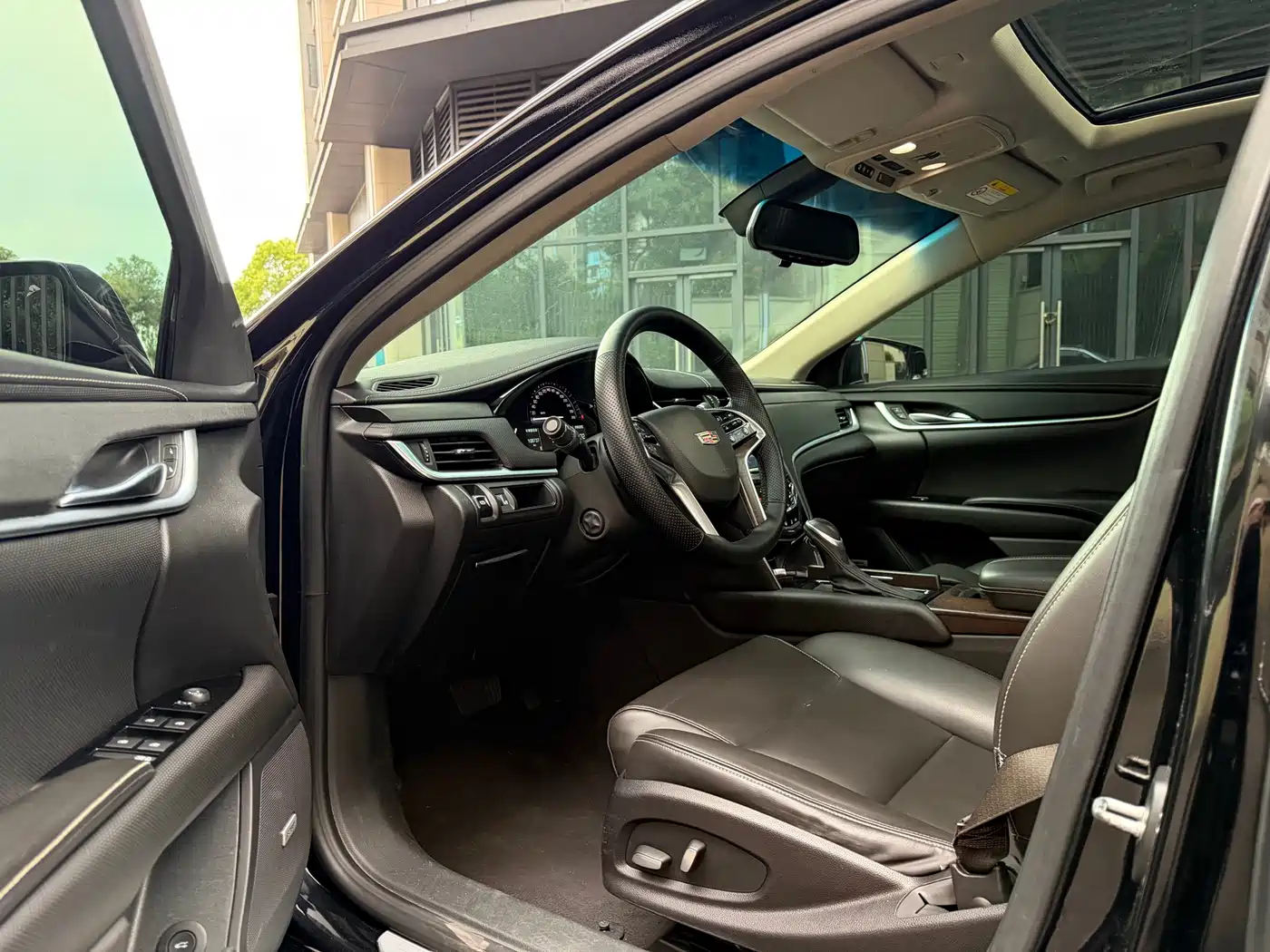 Cadillac XTS 2018 28T Technology фото 4