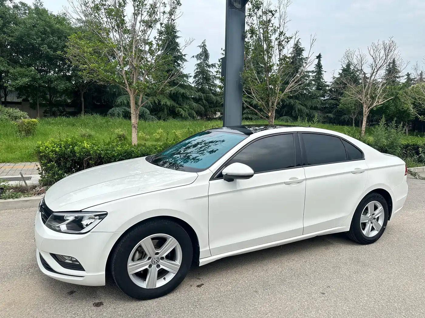 Volkswagen Lamando 2017 230TSI DSG Trend Edition фото 5