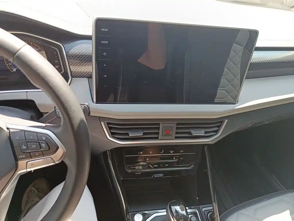 Volkswagen Tayron 2024 330TSI 2WD Luxury Plus Advanced фото 6