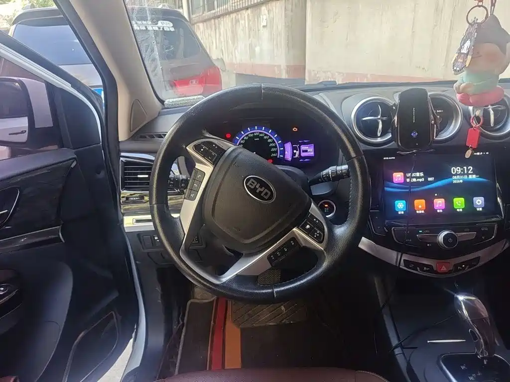 BYD S7 2019 2017 2.0T Automatic Luxury Model