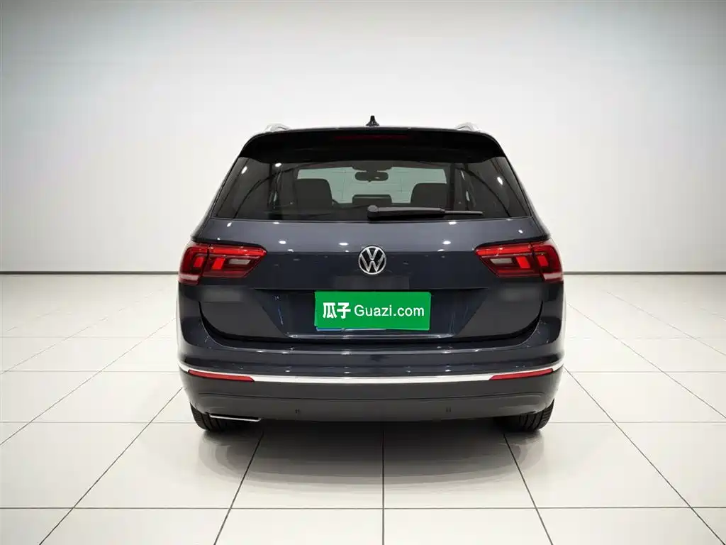 Volkswagen Tiguan L 2021 330TSI Automatic 2WD R-Line Premium фото 5