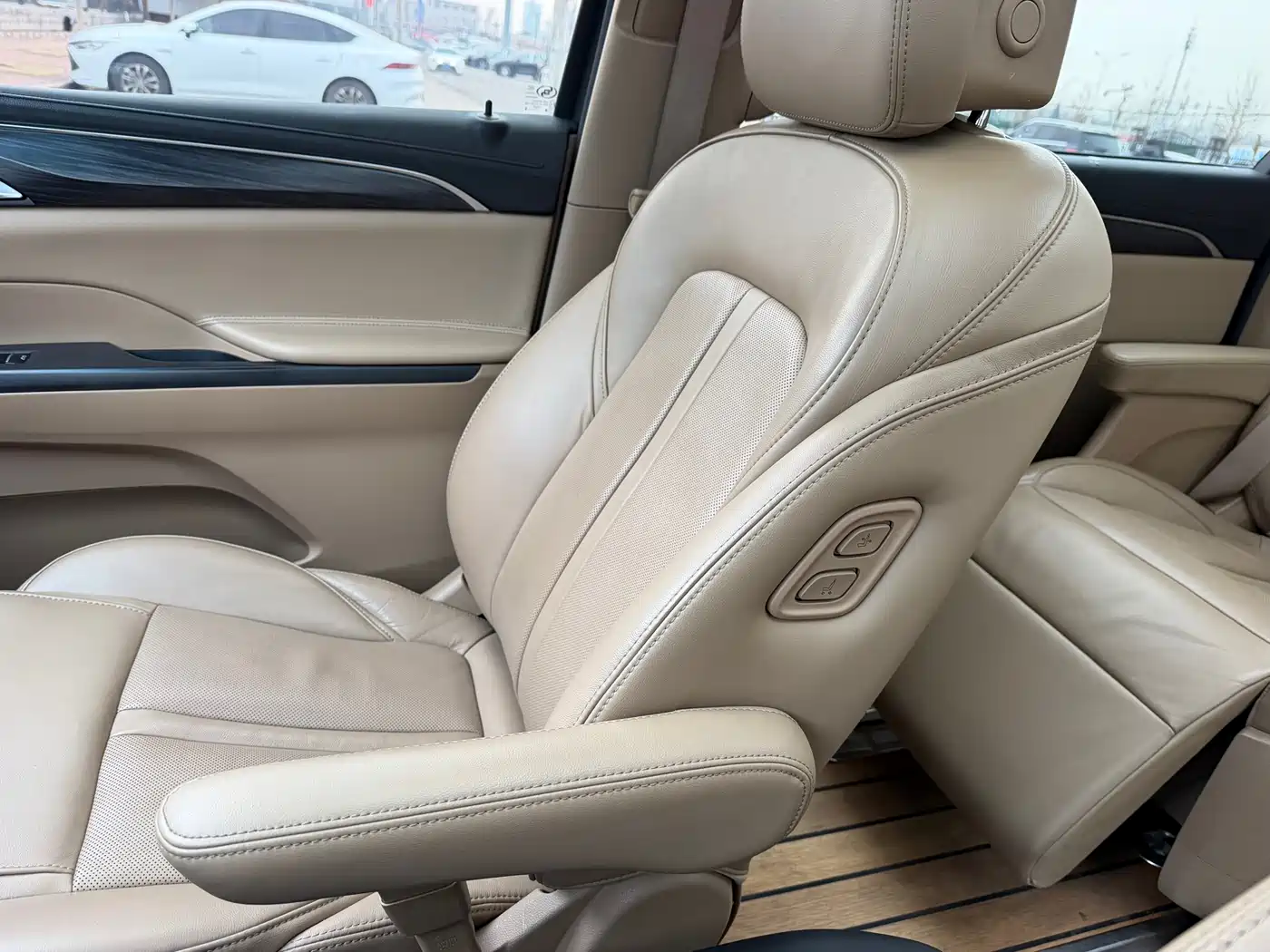 Buick GL8 2020 ES Landglory 653T Flagship фото 32