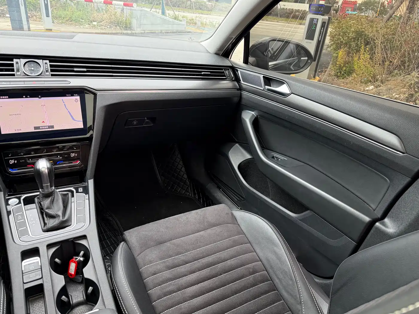 Volkswagen Magotan 2020 330TSI DSG Leading фото 7