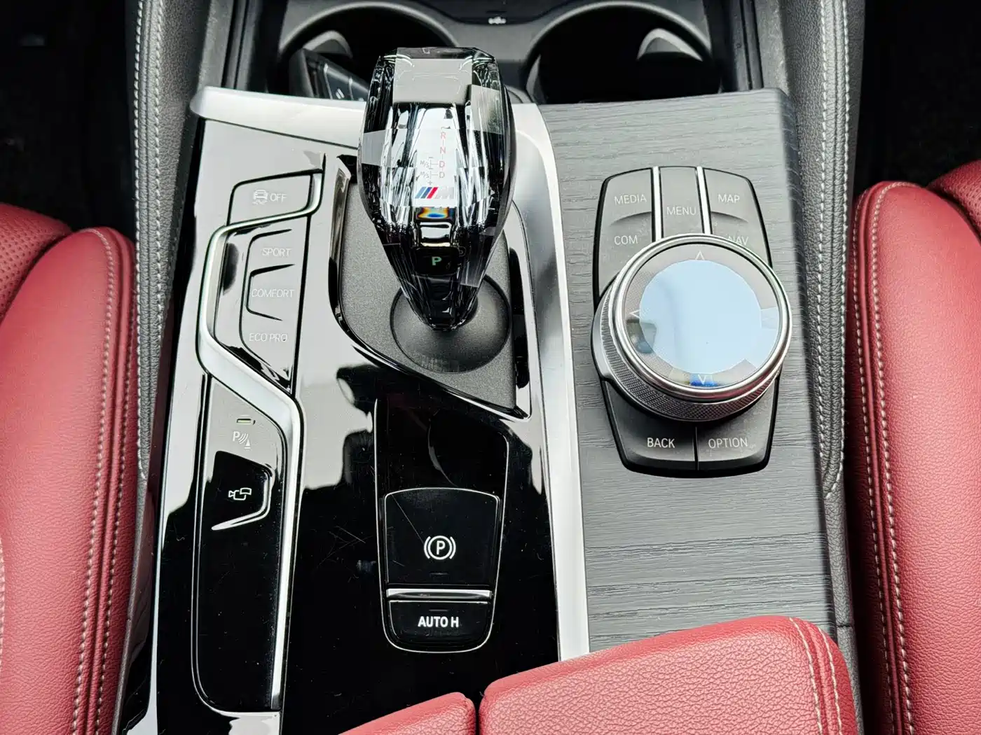 BMW 5 Series 2021 530Li Premium M Sport Package фото 15