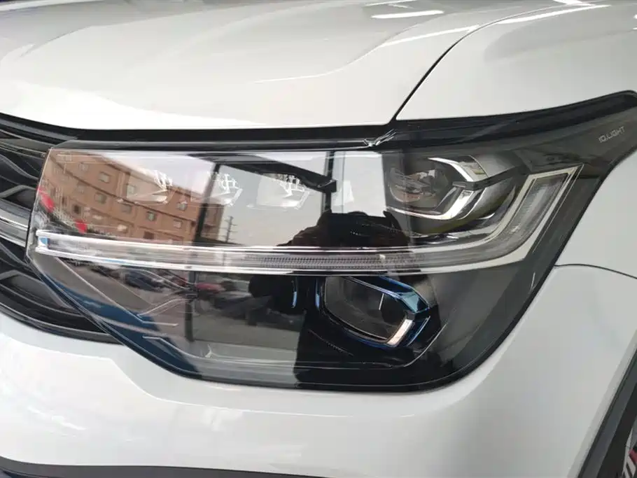 Volkswagen Tharu 2024 300TSI 2WD Moon Premium Edition фото 5