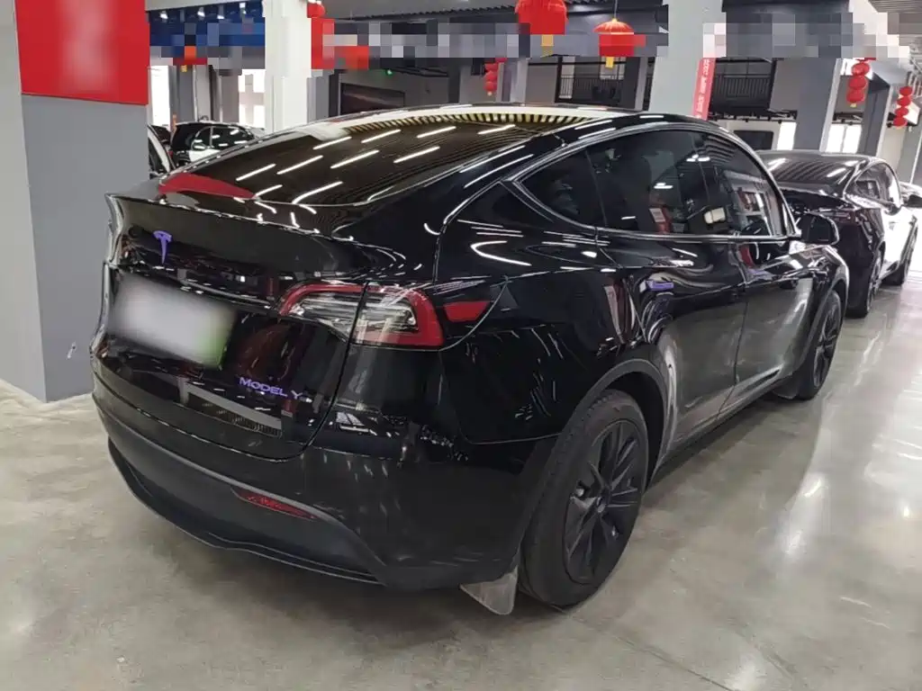 Фото 7 - Tesla Model Y