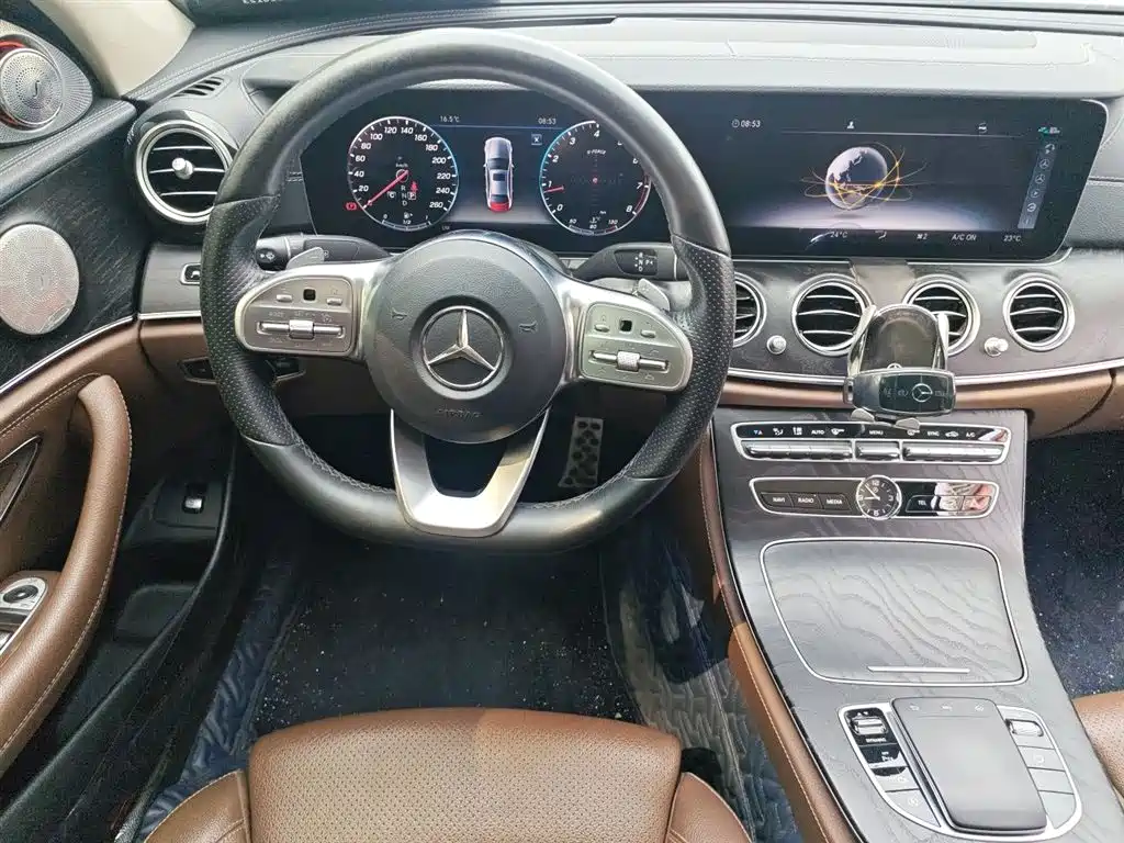 Mercedes-Benz E-Class 2019 E 200 L Sport 4MATIC фото 2