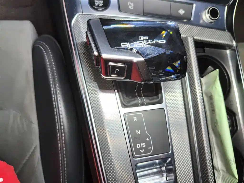 Audi A6L New Energy 2020 55 TFSI e quattro фото 15