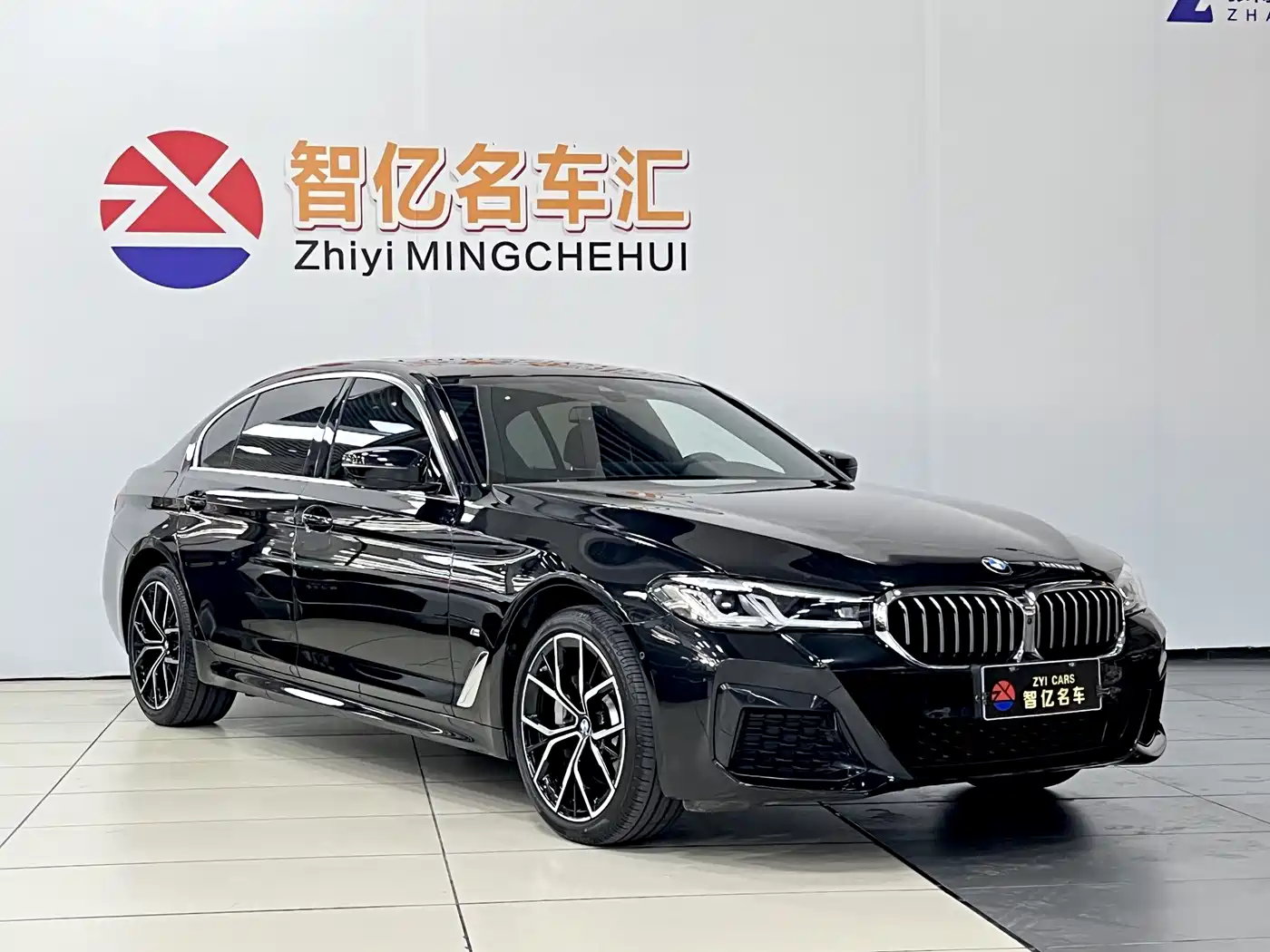BMW 5 Series 2023 530Li Premium M Sport Package фото 11