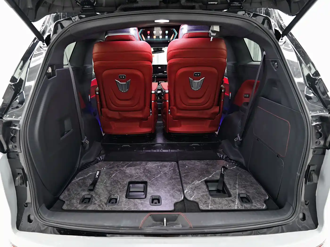 Toyota Granvia фото 26