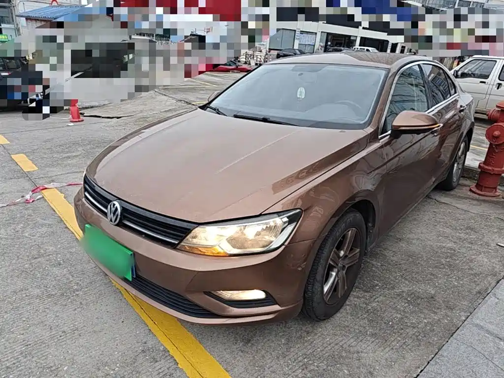 Volkswagen Lamando 2015 230TSI DSG Style фото 2