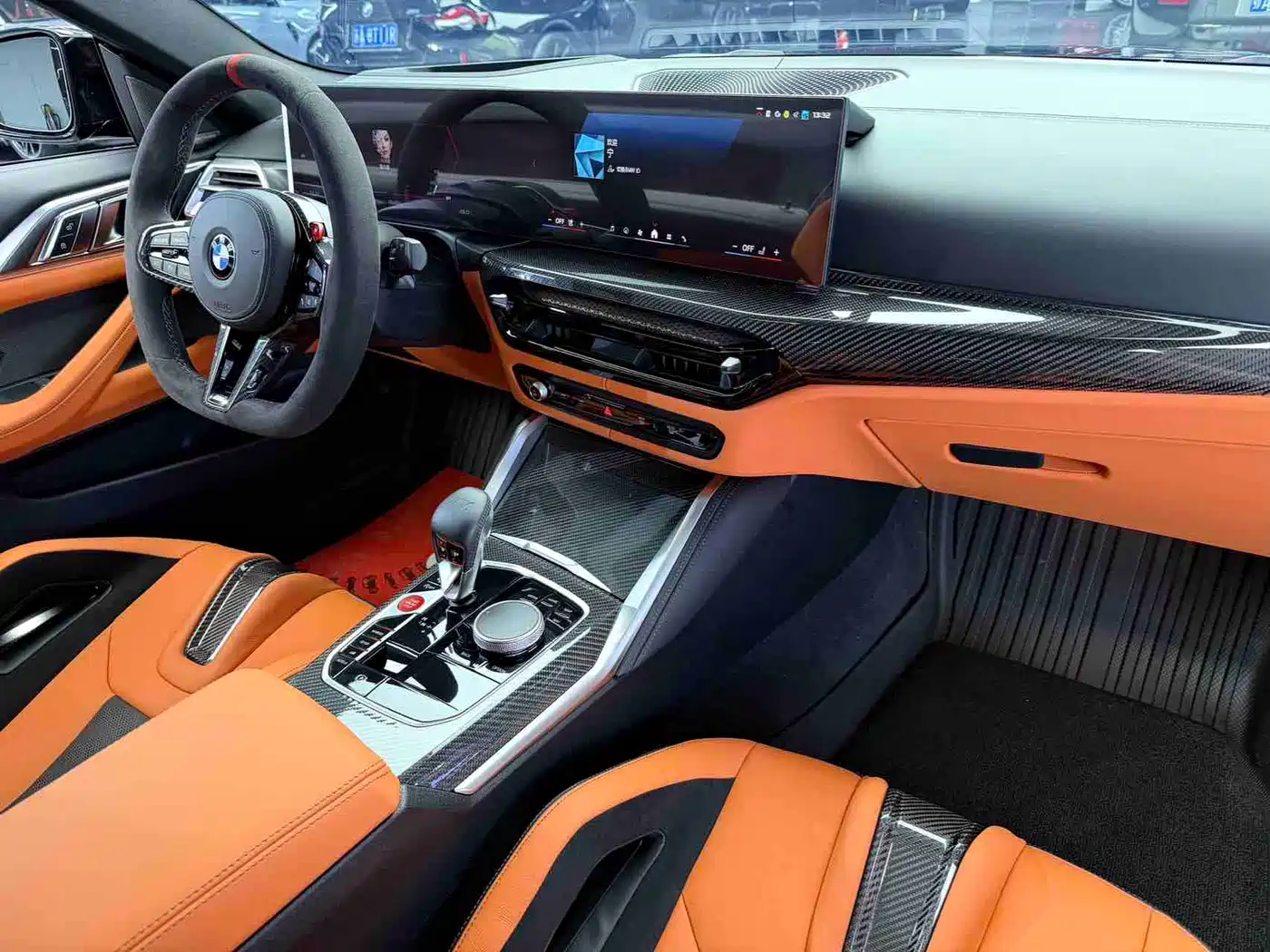 BMW M4 2024 BMW M4 Coupe M xDrive Competition фото 11