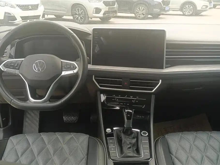 Volkswagen Sagitar 2023 Model Year 200TSI DSG Surpass Edition фото 12