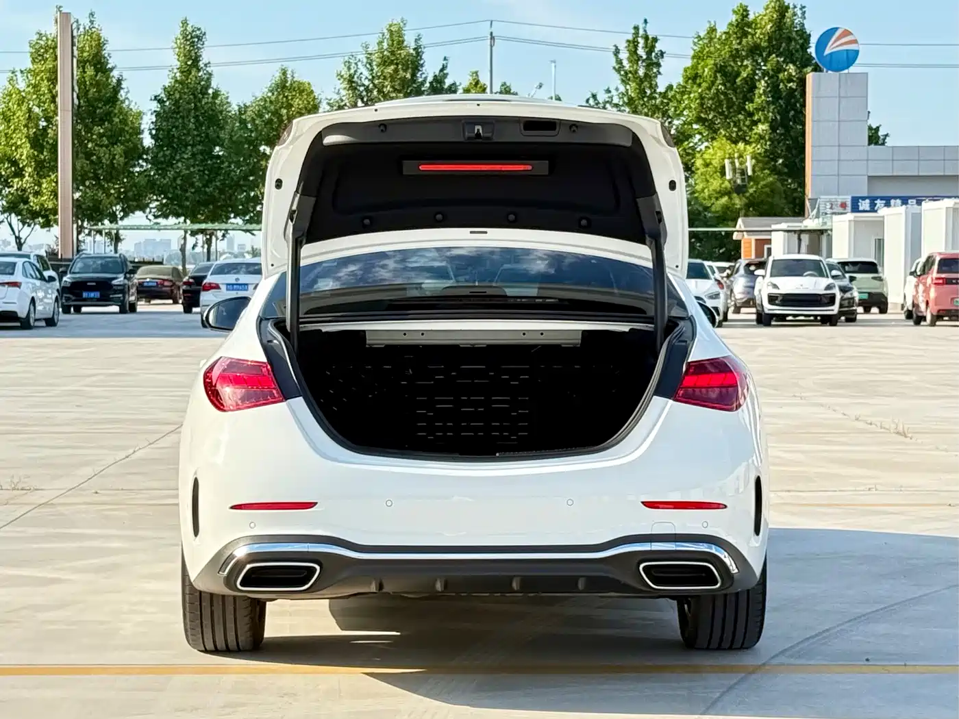 MERCEDES-BENZ CLASS C