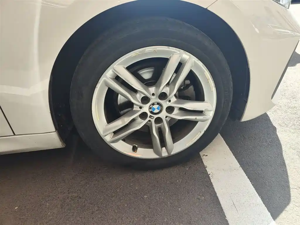 BMW 1 Series 2019 118i M Sport Package фото 25