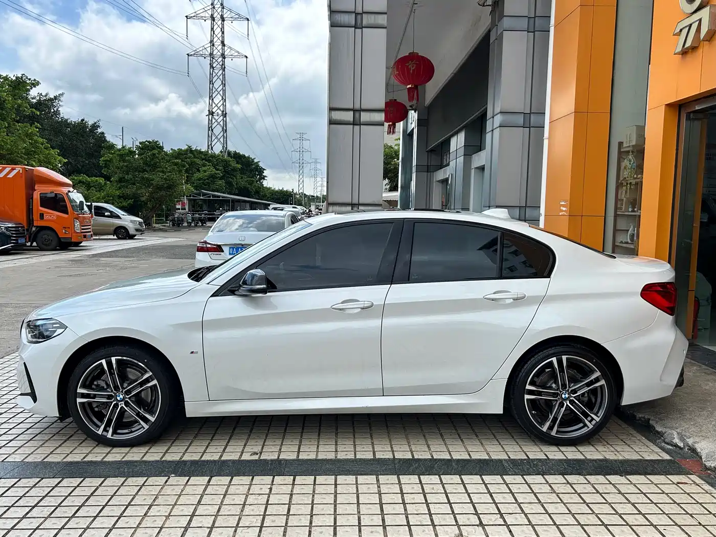 BMW 1 Series 2021 Facelift 125i M Sport Shadow Edition фото 9