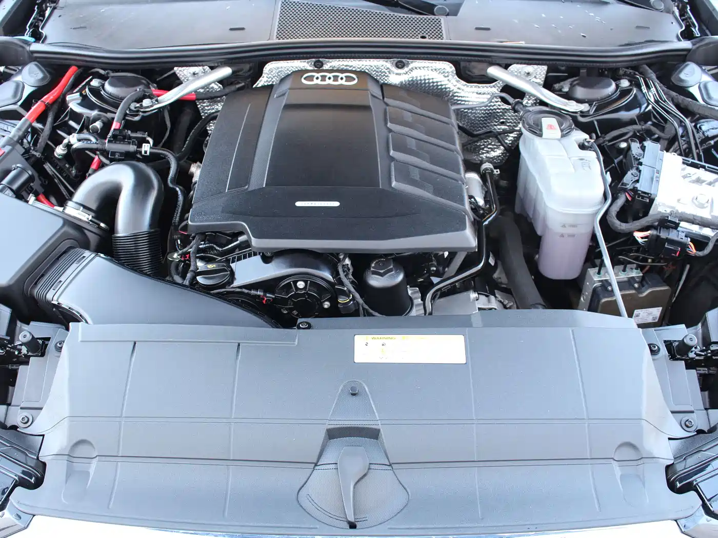 Audi A6L 2019 40 TFSI Luxury Dynamic фото 11