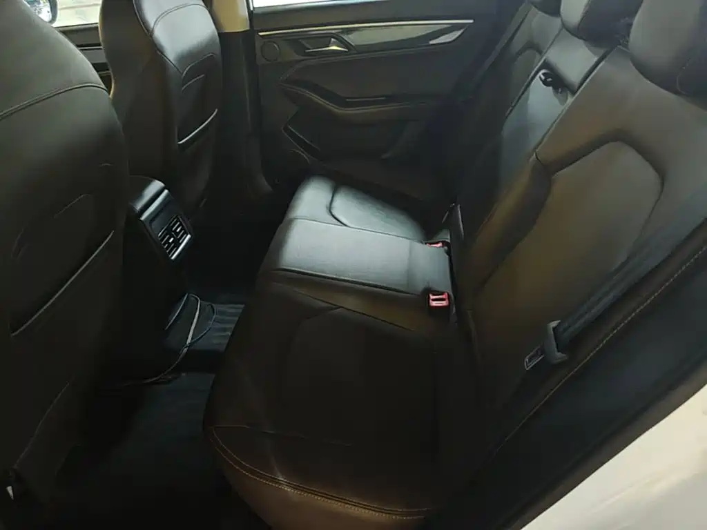 JAC Motors JAC J7 2020 2020 1.5T CVT Surpass Type