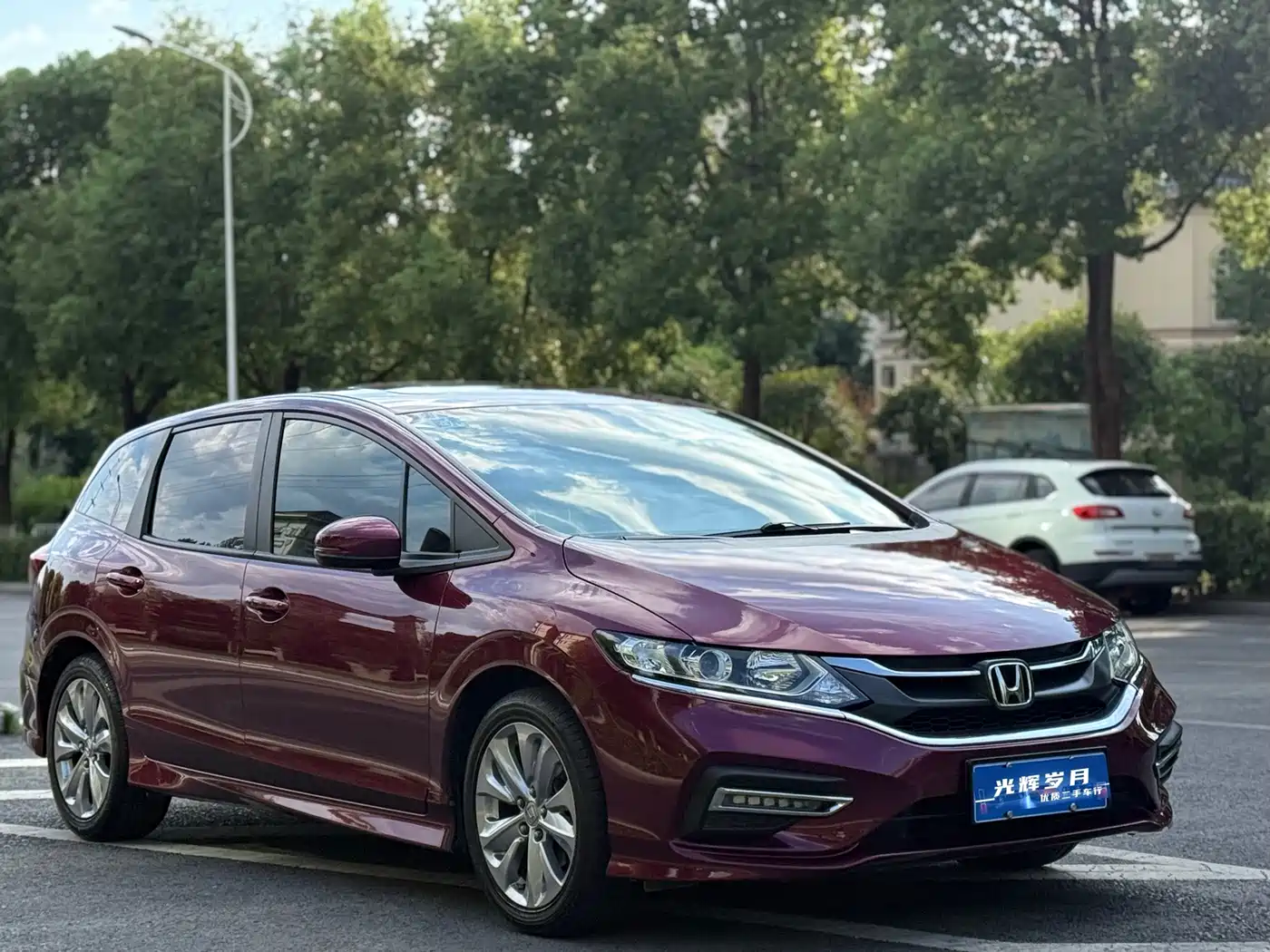Honda Jade 2018 2017 1.8L Automatic Comfort Edition 5-seater