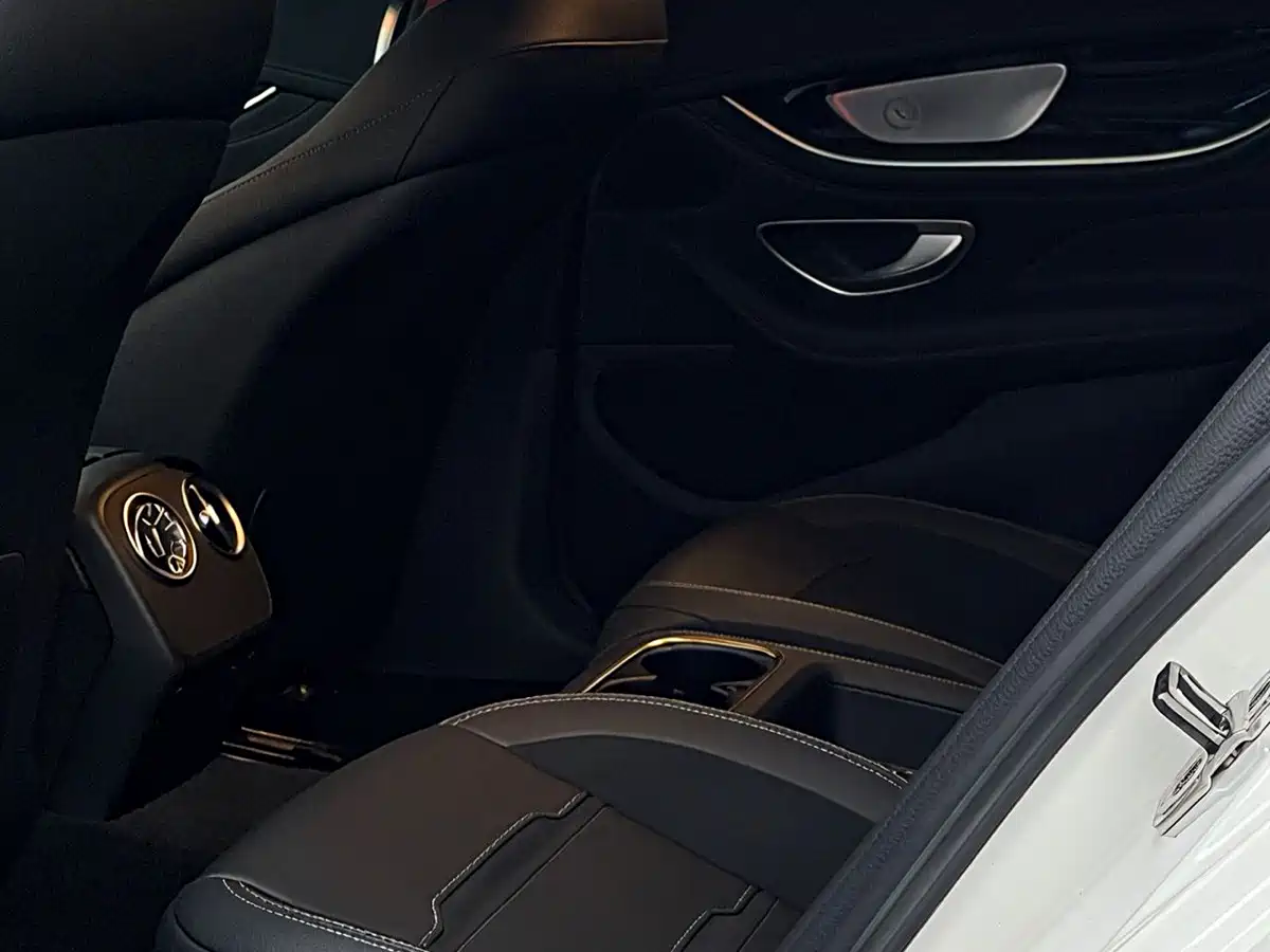 Mercedes-Benz AMG GT 2025 AMG GT 50 4-Door Coupe China Special Edition фото 8