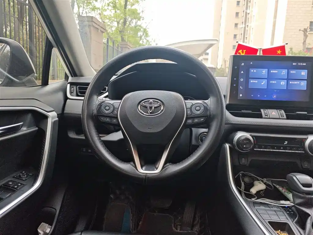 Toyota RAV4 Rongfang 2021 2.0L CVT 4WD Trend фото 6