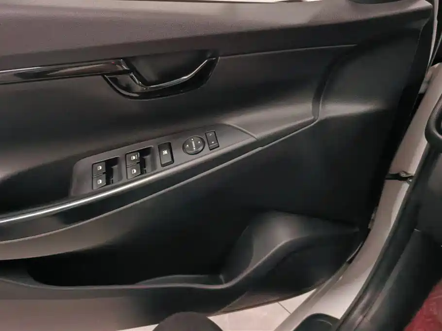 Hyundai Elantra 2018 1.6L Auto Joy GL (China V) фото 7