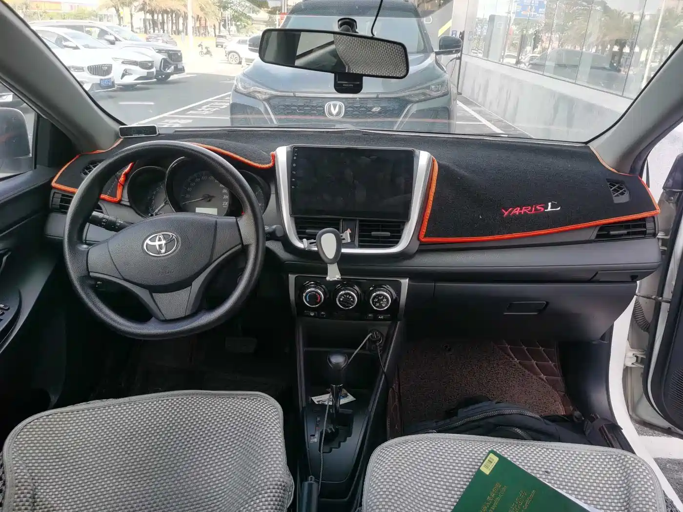 Toyota YARiS L Zhi Xuan 2016 Facelift 1.5E CVT Charming Edition фото 7