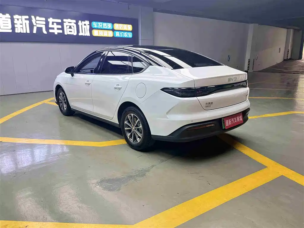 BYD Hai Bao 05 DM-i 2025 DM-i Smart Drive Edition 55KM Luxury фото 7