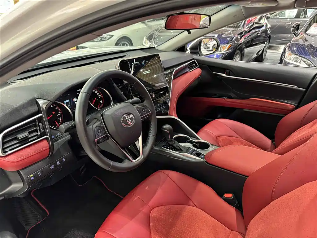 Toyota Camry 2021 2.0S Sporty Edition фото 5