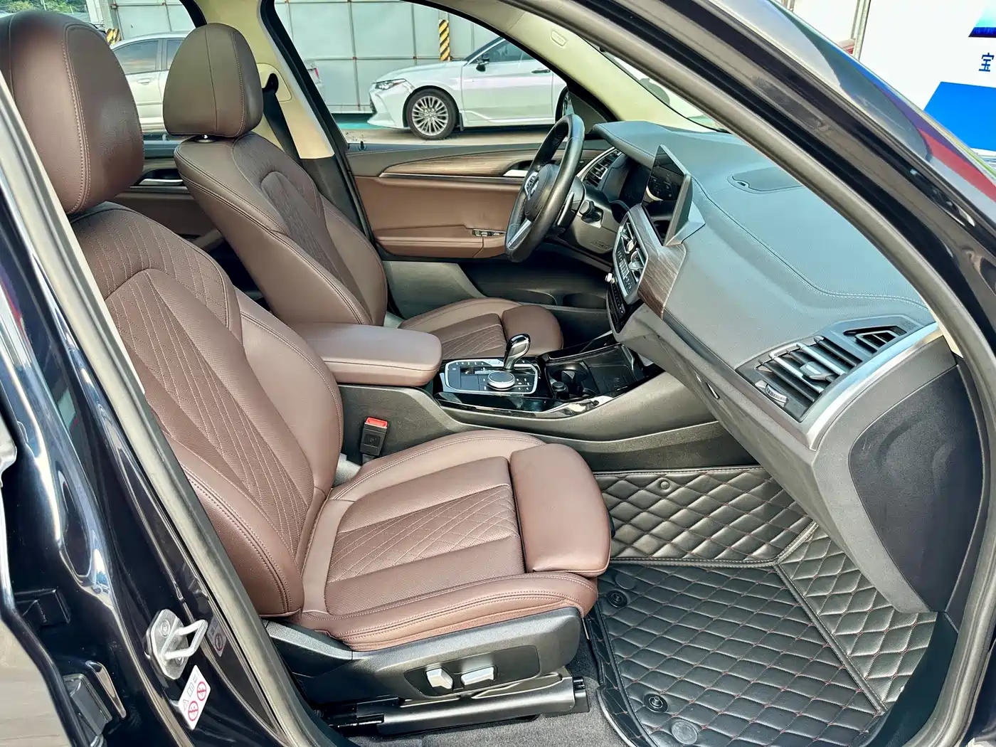 BMW X3 2022 xDrive30i Leading M Night Package фото 12