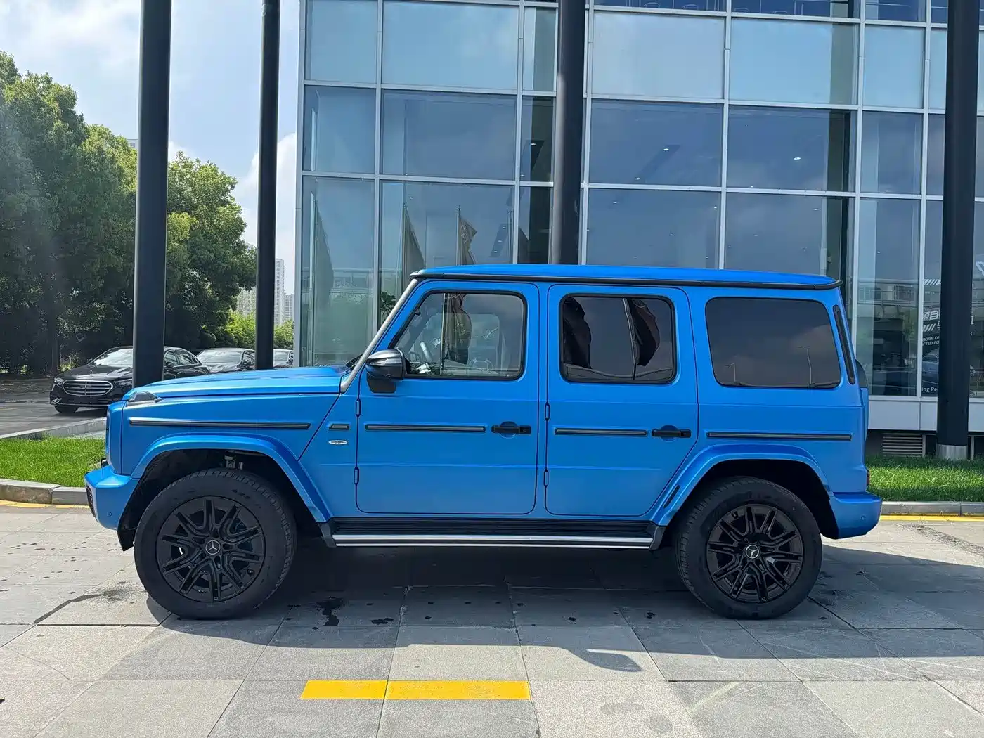 Mercedes-Benz G-Class New Energy 2025 G580 Launch Special Edition фото 5