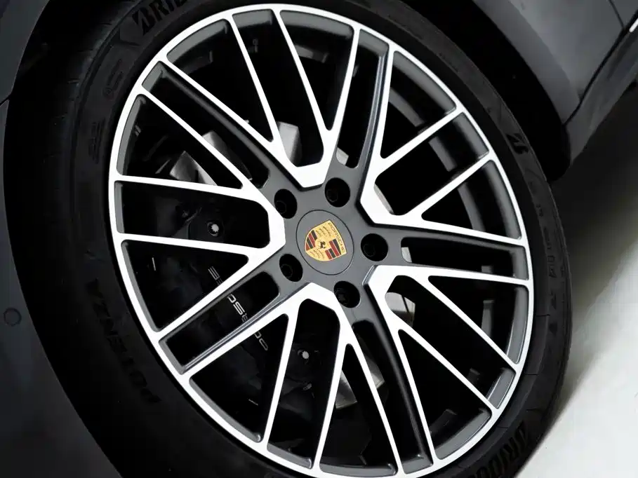 Porsche Panamera 2025 2026 Panamera 4 Executive Long Wheelbase 2.9T