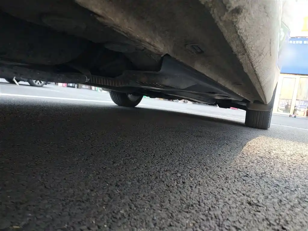 Volkswagen Jetta 2013 1.6L Automatic Comfort фото 17