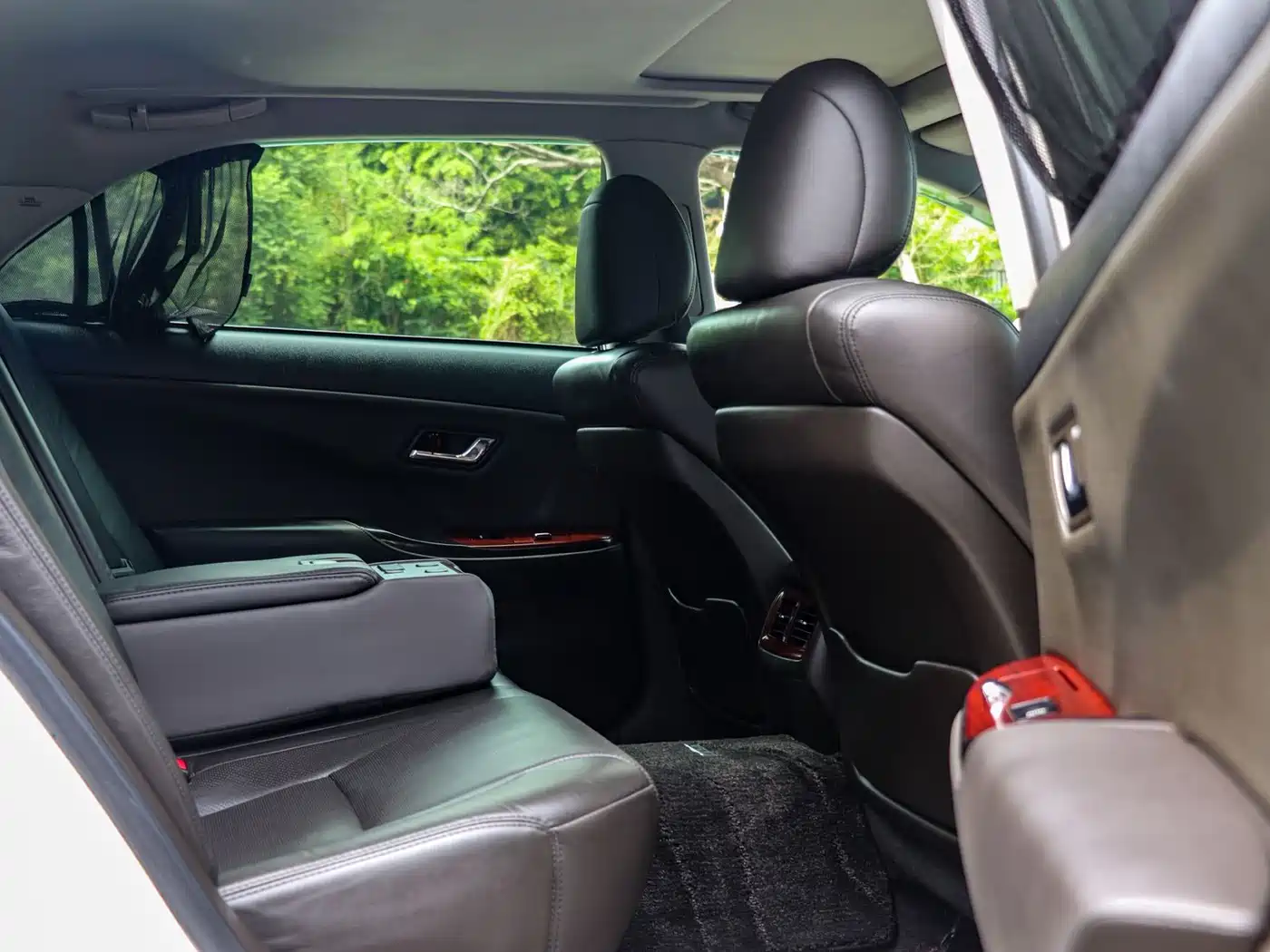 Фото 13 - Toyota Crown