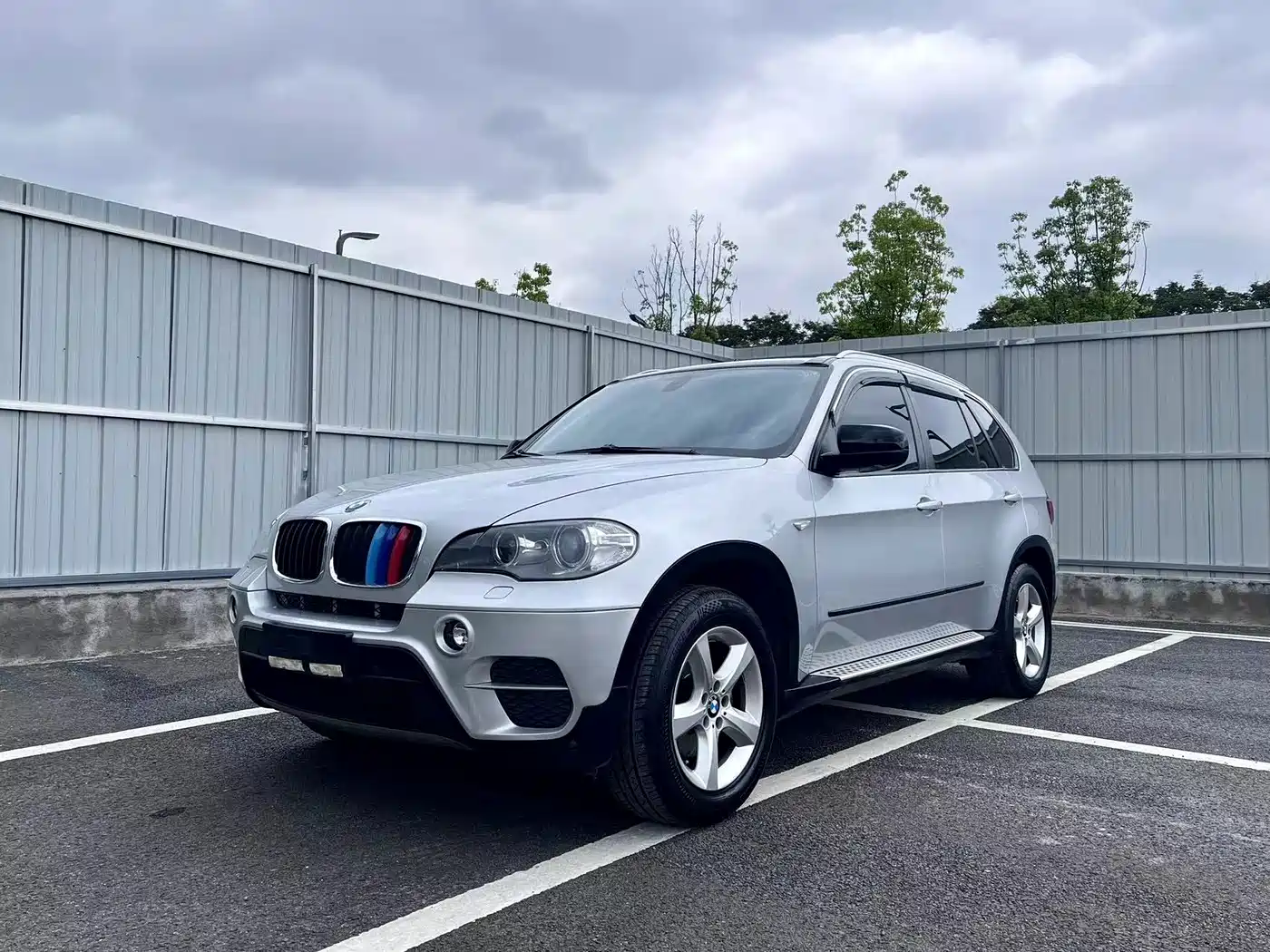BMW X5 (Import) 2011 2011 xDrive35i Luxury Edition