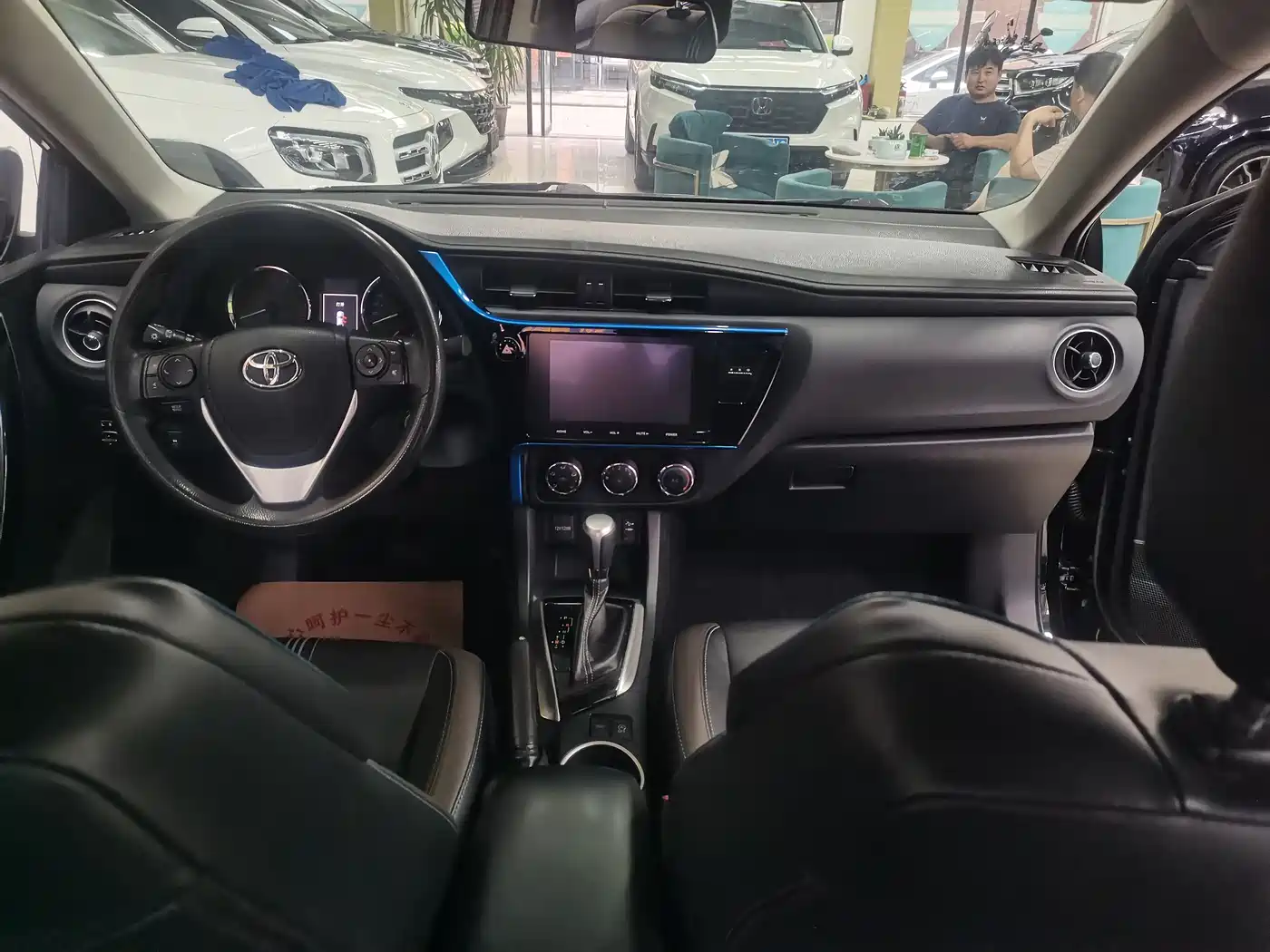 Toyota Levin 2018 185T CVT Premium Edition China V фото 6
