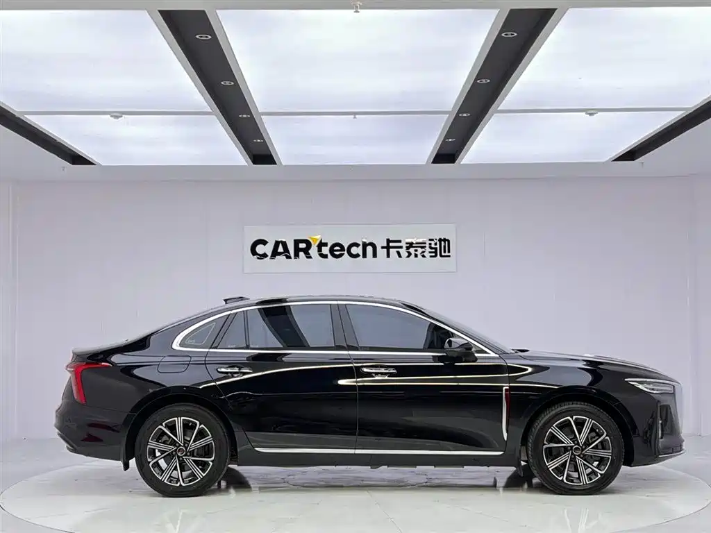 Hongqi H5 PHEV 2025 170 Super Hybrid Edition фото 6