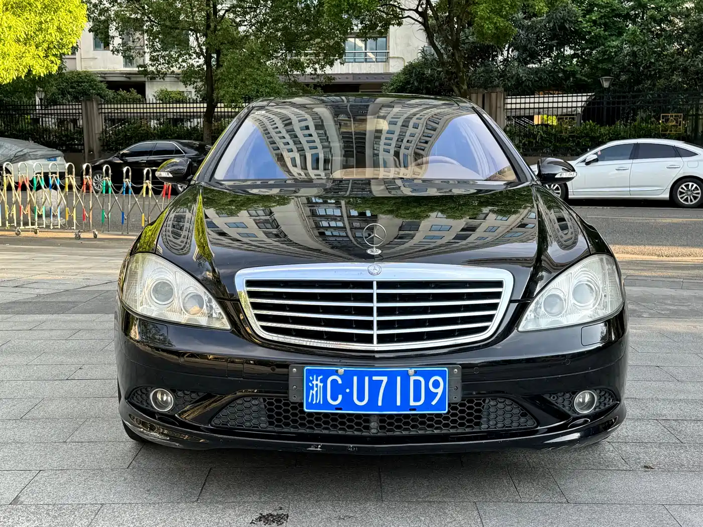 Mercedes-Benz S-Class 2010 S 350 L Luxury фото 3