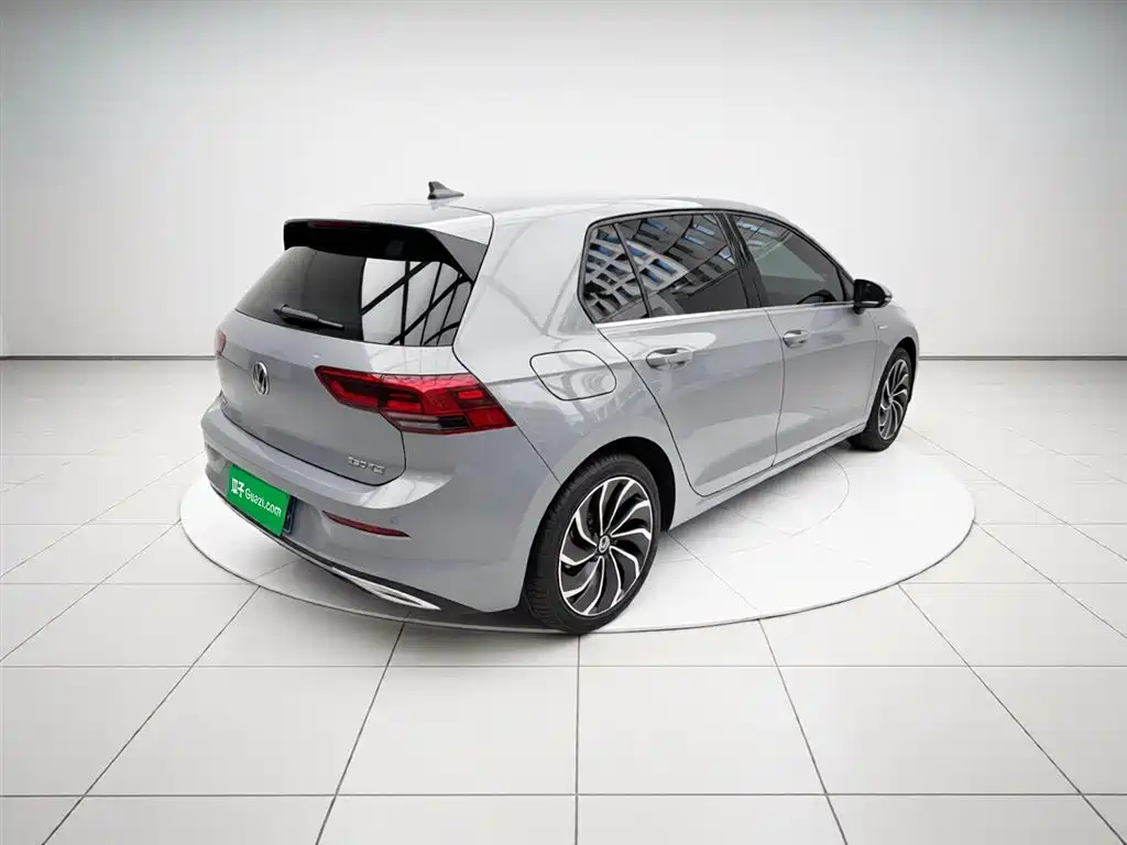 Volkswagen Golf 2023 280TSI DSG Pro фото 6